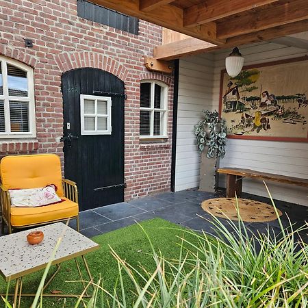 Bed En Box 3610 Bed & Breakfast Oirschot Exterior photo